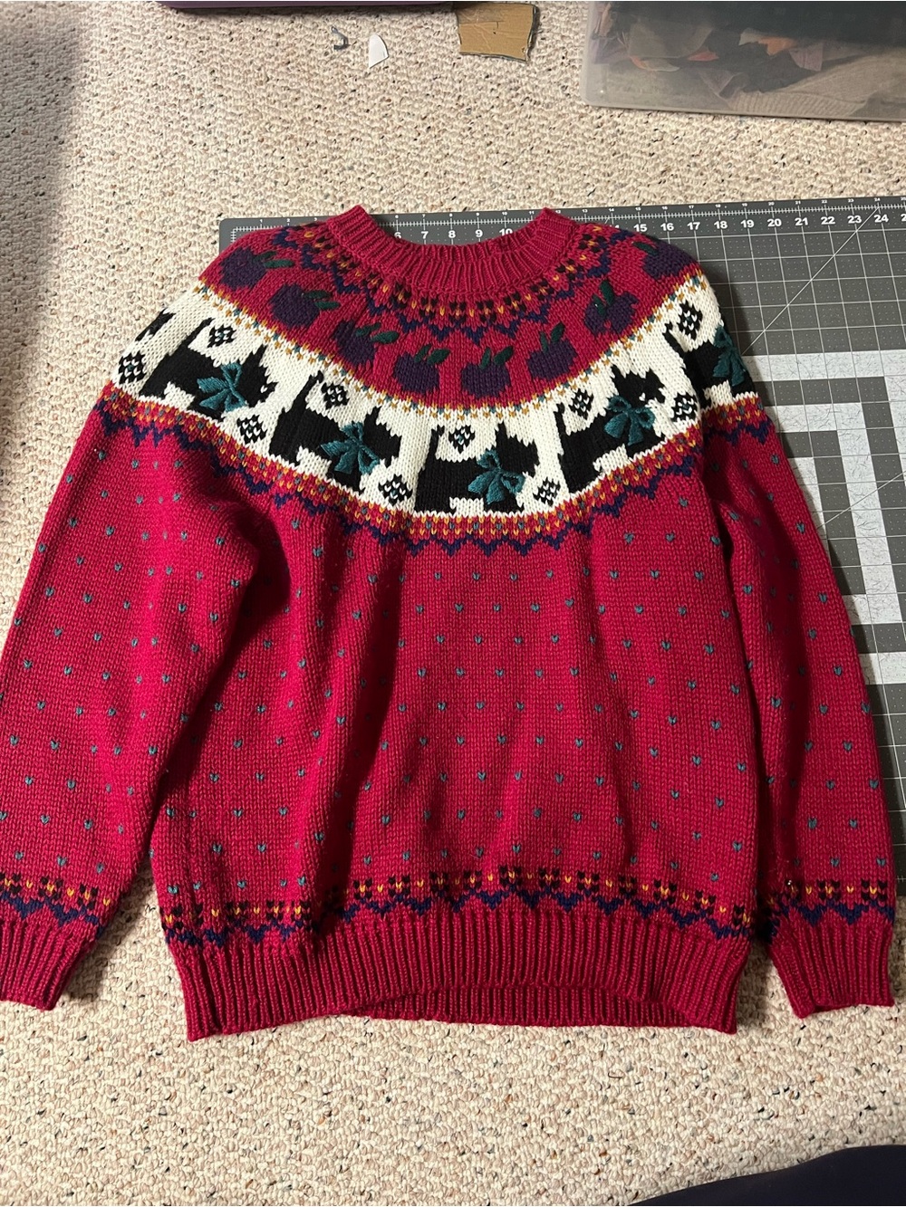 Vintage Scottie dog women’s Sweater - Classic Isle Knit
